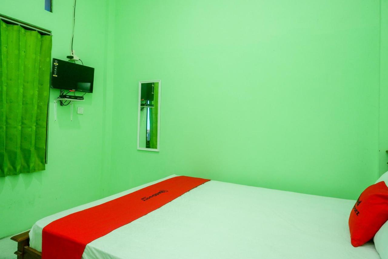 Reddoorz Syariah Near Monumen Jogja Kembali Kejayan Exterior foto